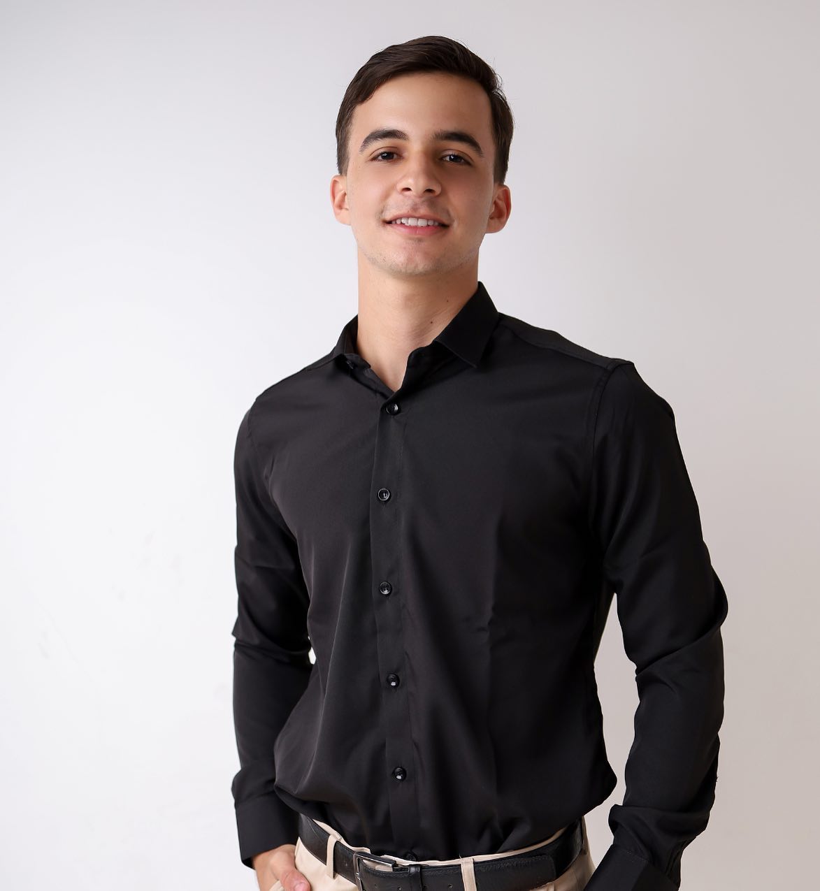 Camisa Social Slim Fit – Conforto Extremo Tecnologia Stretch Tecido Inteligente